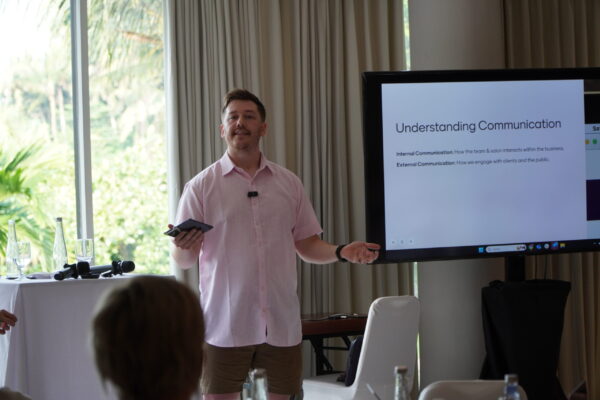 1:1 Strategic Business Coaching with Declhan – Salon Systems & Automation Expert